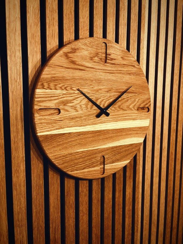 WoodHood - Oakwall