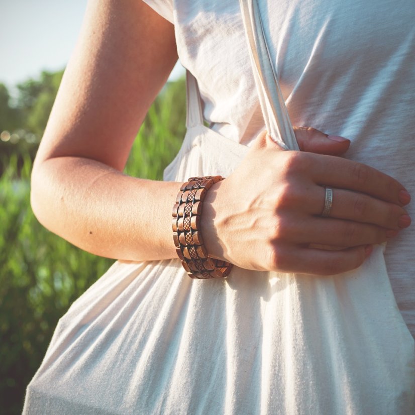 WoodHood - Walnut Bracelet