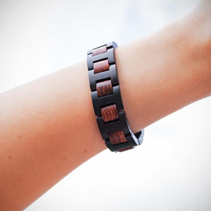 WoodHood - Dark Red Bracelet