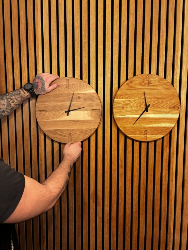WoodHood - Oakwall