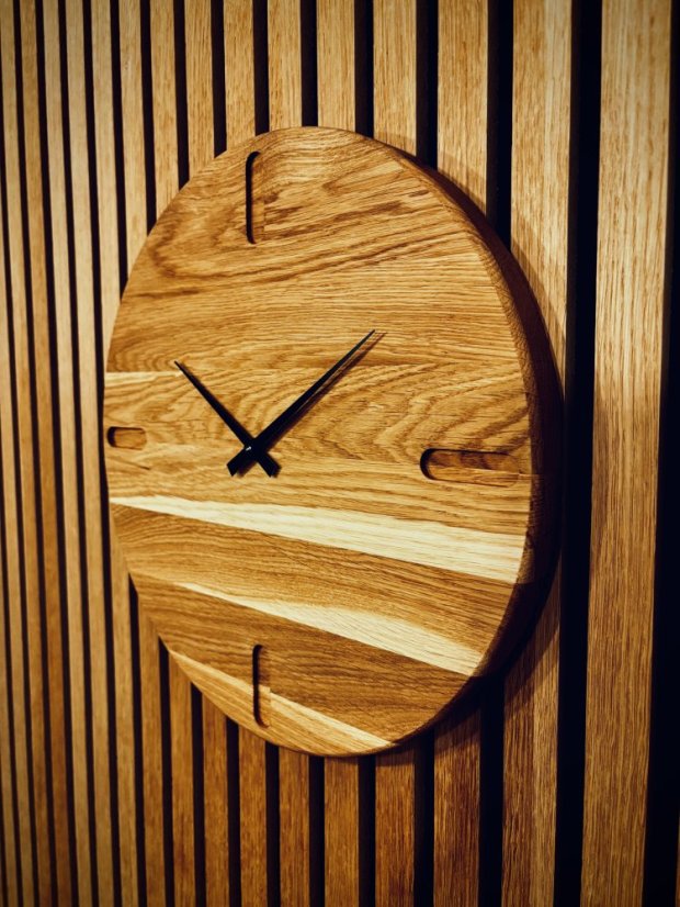 WoodHood - Oakwall
