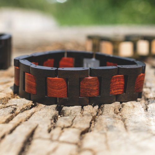 WoodHood - Dark Red Bracelet